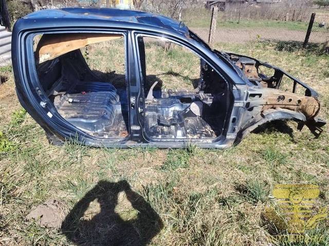 Стойка кузовная центральная правая к Mitsubishi L200, 2010 г.
