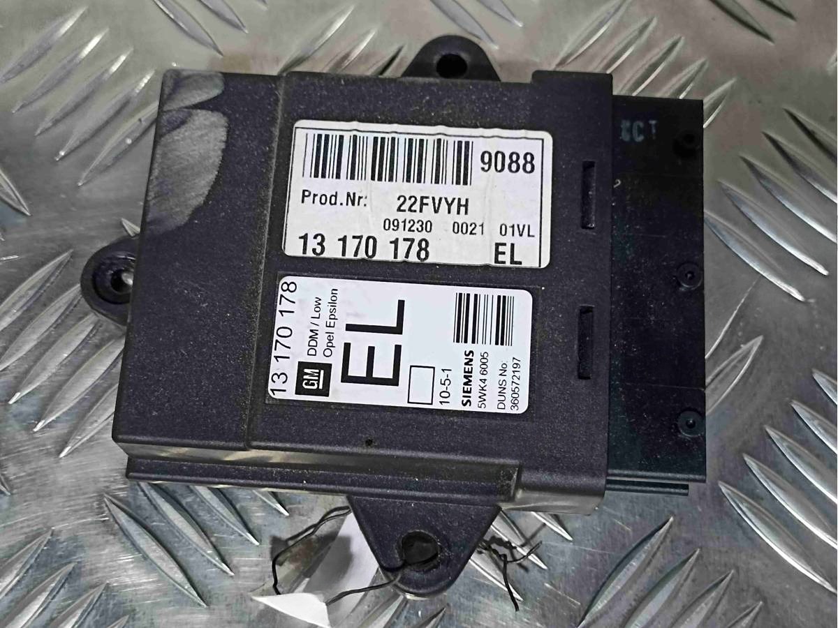 Блок комфорта Opel Vectra, 2004 г., OEM 13170178, арт. 001366