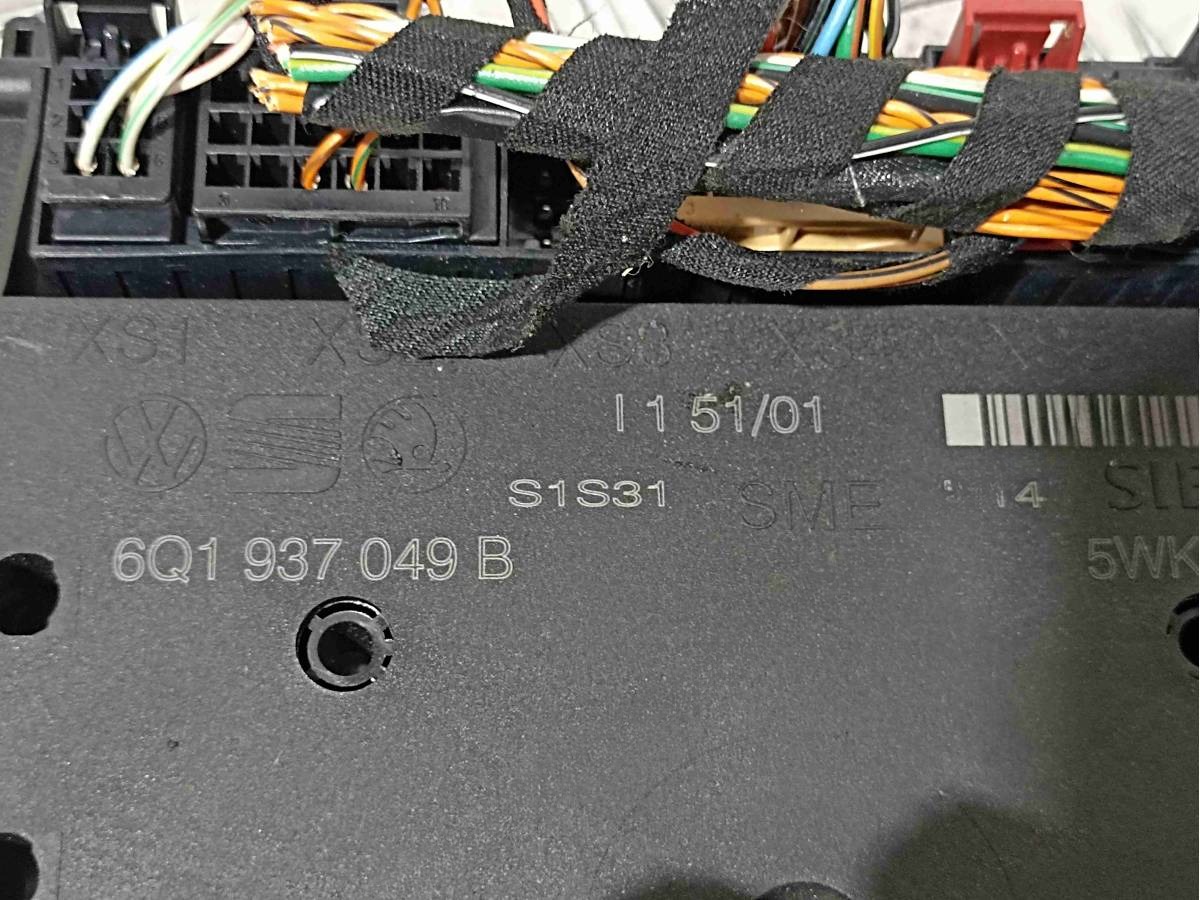 Блок комфорта Skoda Fabia, 2000 г., OEM 6Q1937049B, арт. 006104