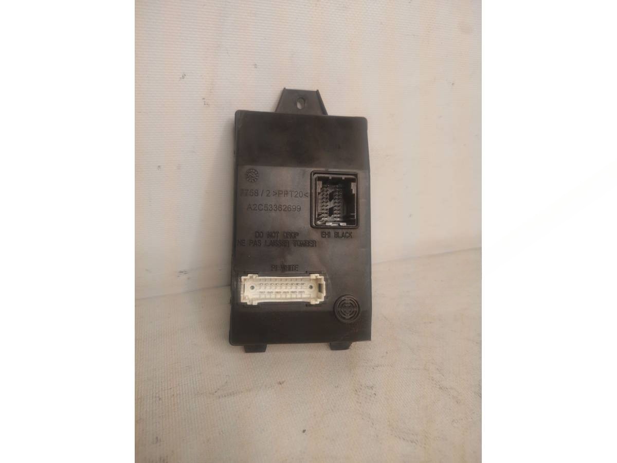 Блок комфорта Renault Duster, 2013 г., OEM 8201068829A, арт. 012T311393
