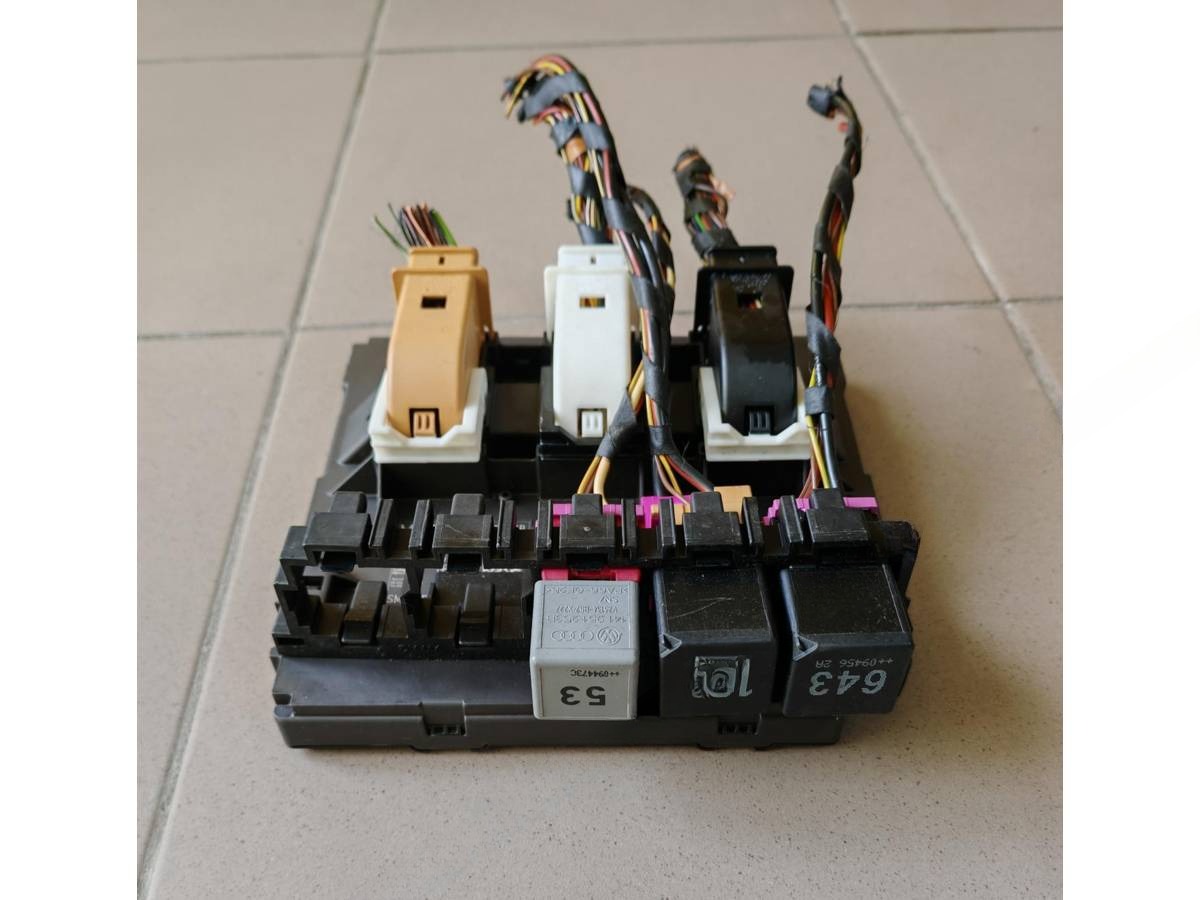 Блок комфорта Volkswagen Tiguan, 2009 г., OEM 5K0937084B, арт. 012T812765, фото 3