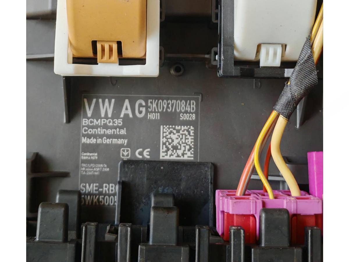 Блок комфорта Volkswagen Tiguan, 2009 г., OEM 5K0937084B, арт. 012T812765, фото 5