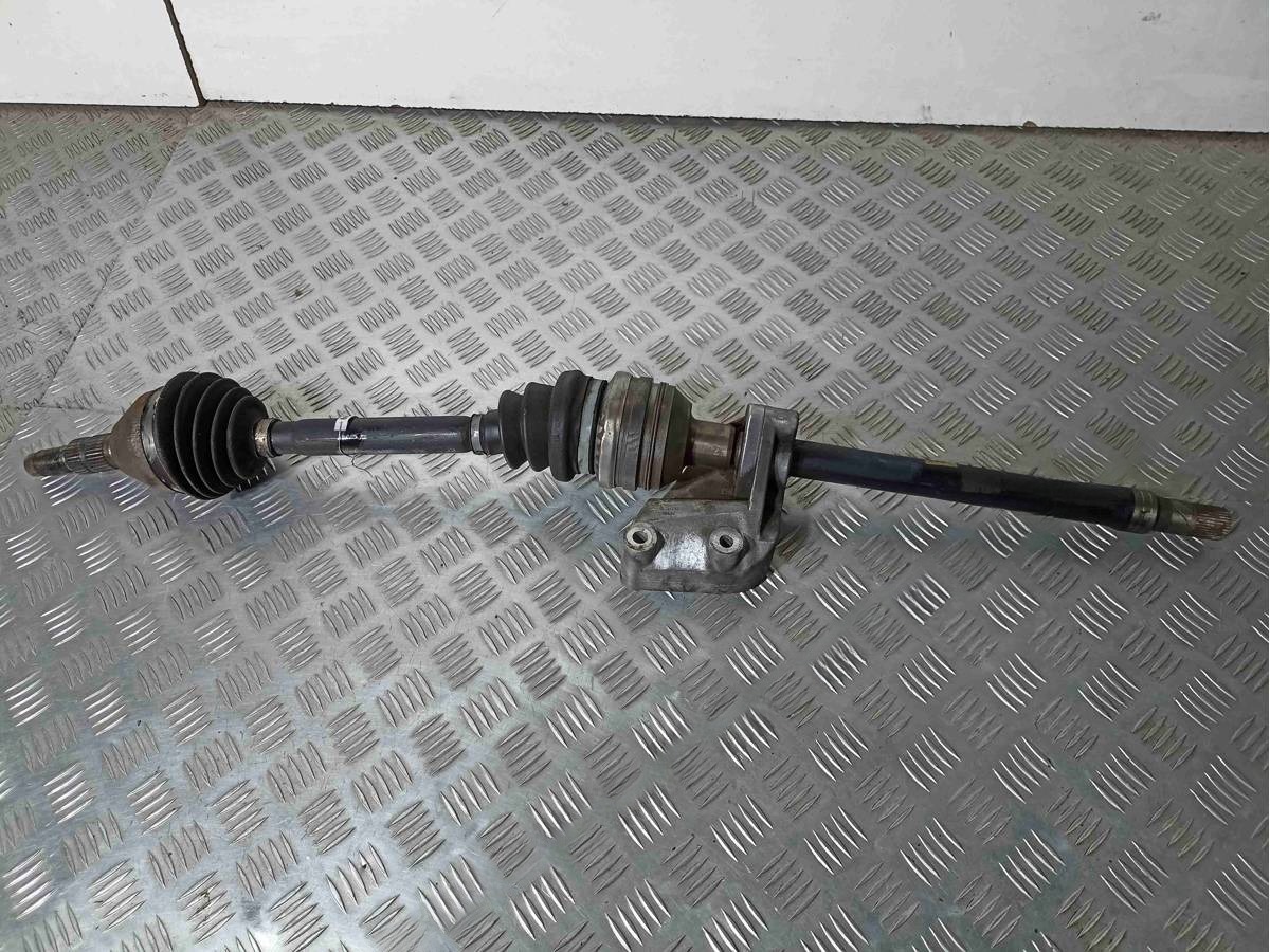 Полуось передн. прав. приводной вал ШРУС Opel