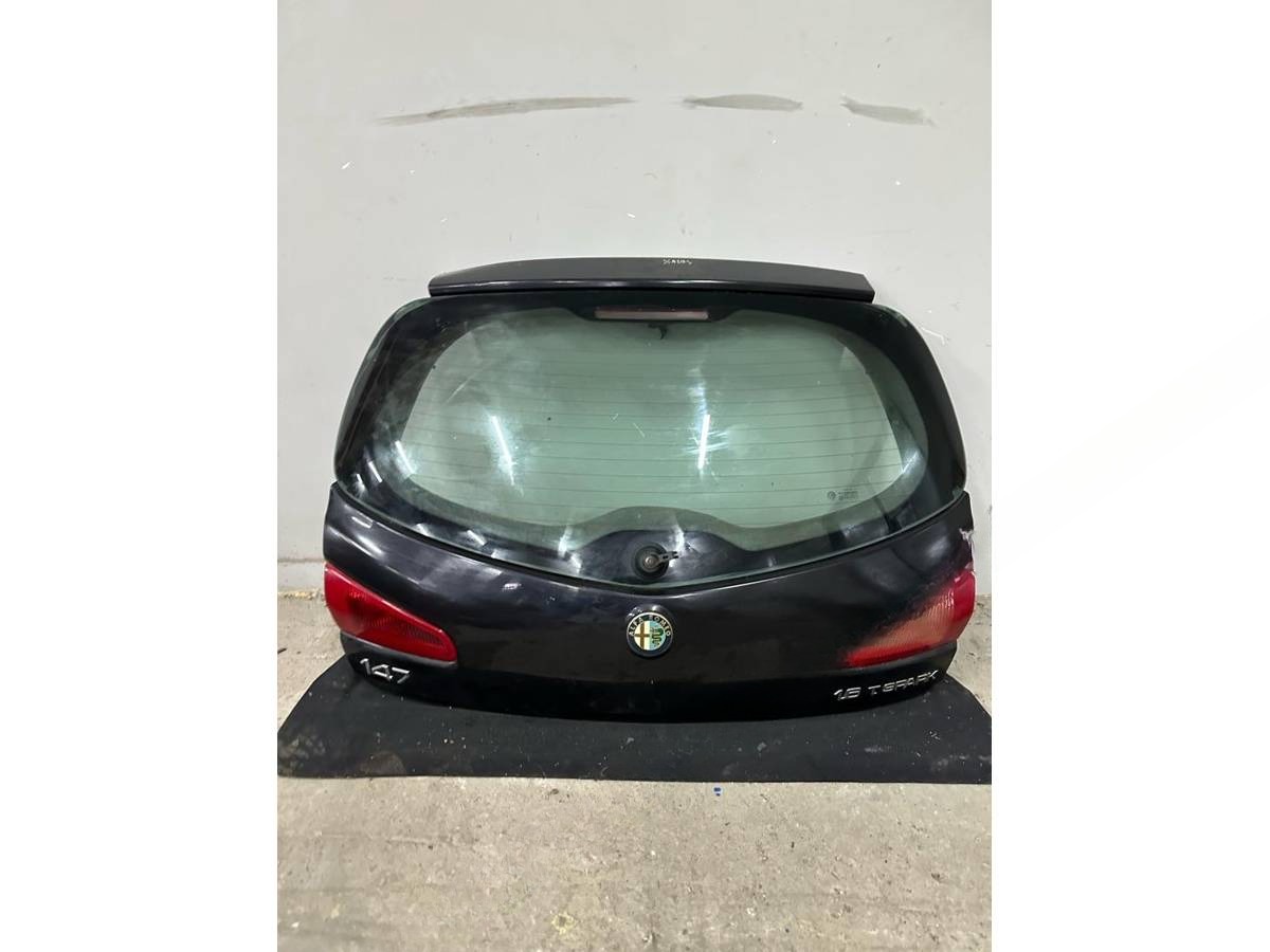 Крышка багажника дверь 3-5 Alfa Romeo 147, 2006 г
