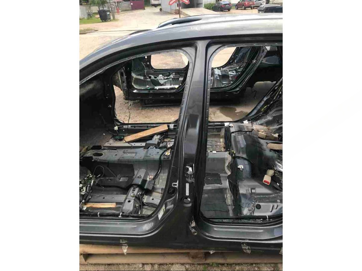 Стойка кузовная центральная левая к Honda Crosstour, 2012 г.