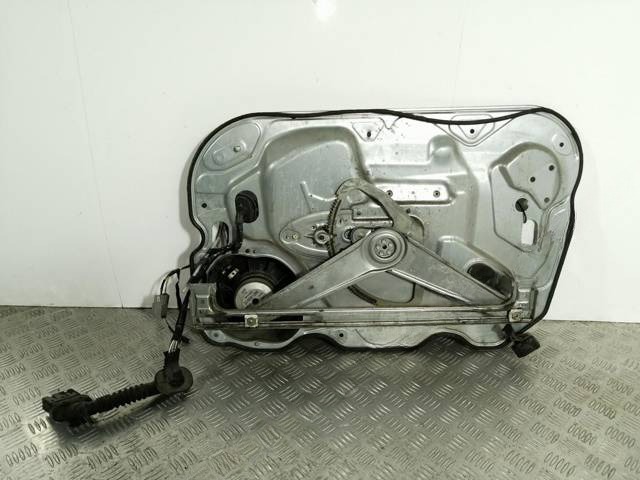 Стеклоподъёмник передний левый Ford Focus, 2008 г