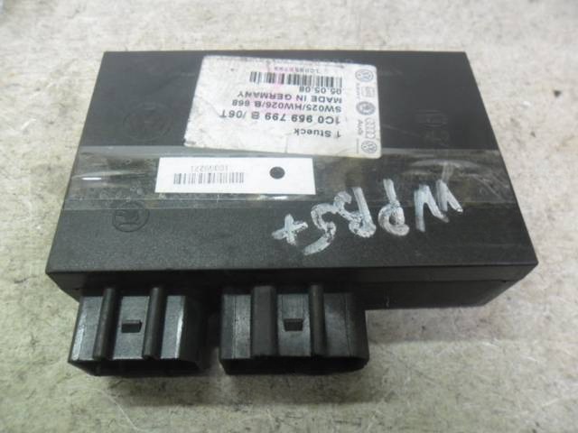 Блок комфорта Volkswagen Passat, 2002 г., OEM 1CO959799B, арт. 10069271