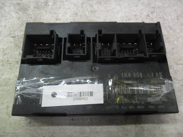 Блок комфорта Audi A6, 2002 г., OEM 1KO959433AK, арт. 10069403