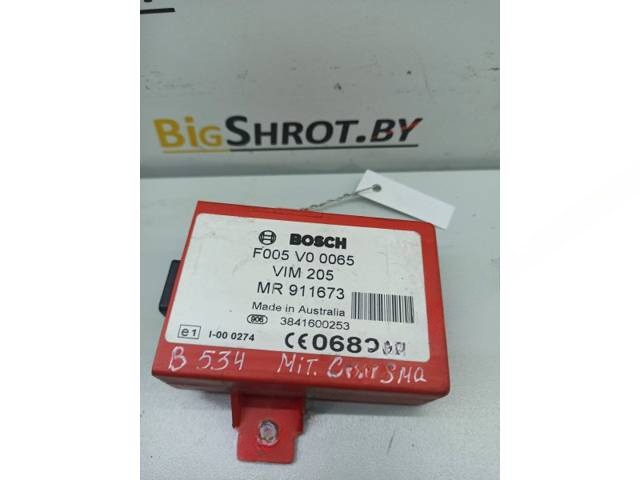 Блок управления Mitsubishi Carisma, 2003 г., OEM F005V00065MR911673, арт. 10107868
