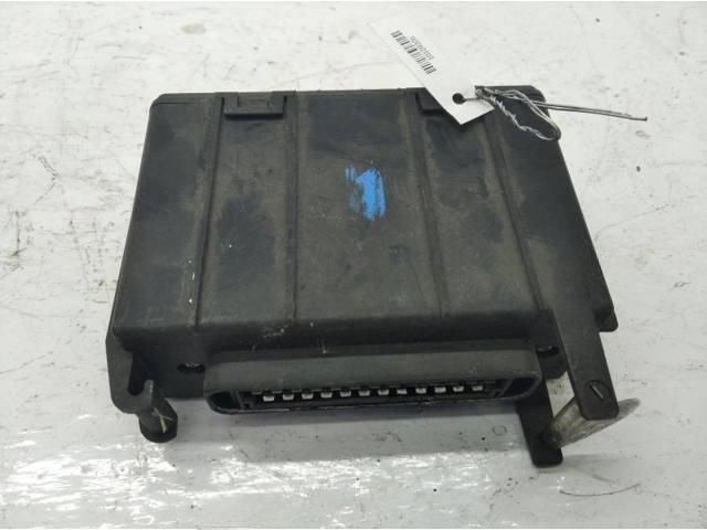 Блок управления Audi 80, 1990 г., OEM HJS63010070, арт. 10109306