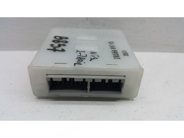 Блок управления Nissan X-Trail, 2003 г., OEM 285508H715, арт. 10180568