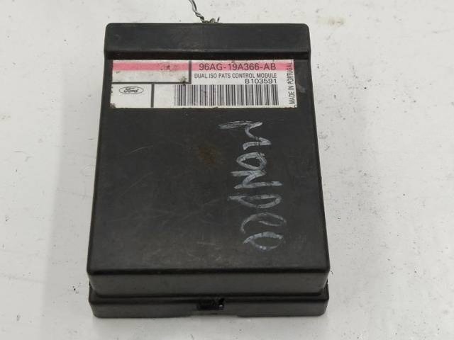 Блок управления Ford Mondeo, 1995 г., OEM 96AG19A366AB, арт. 10203574
