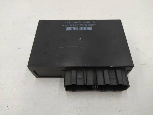 Блок комфорта Volkswagen Golf, 1997 г., OEM 1C0962258D, арт. 10258239