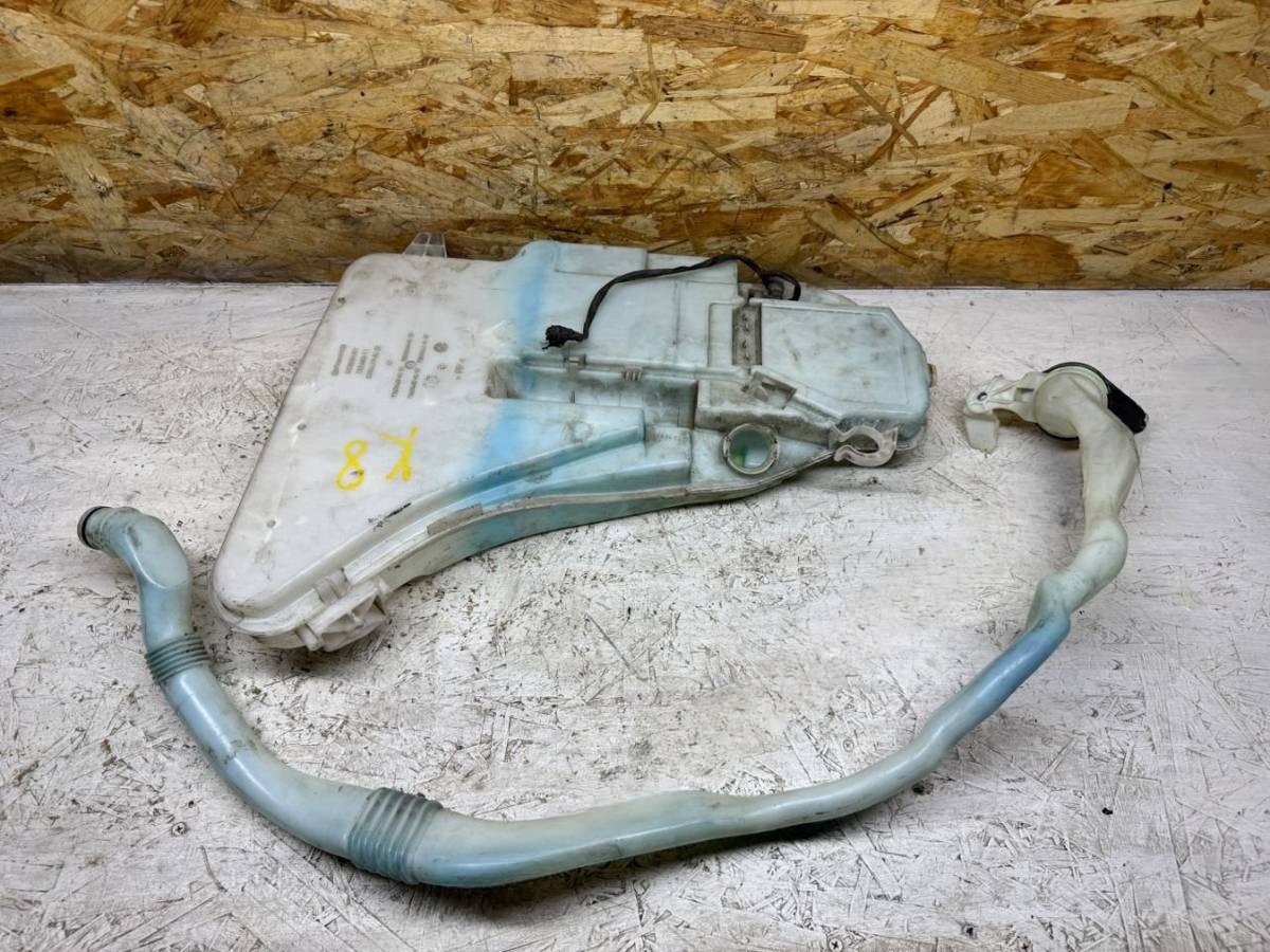 Бачок омывателя BMW F10/F11/GT F07, 2014 г