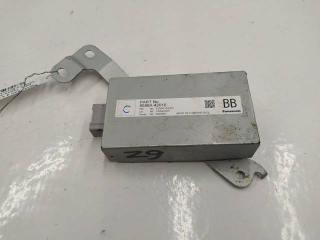 Блок управления Toyota RAV4, 2016 г., OEM 8598A42010, арт. 10345436