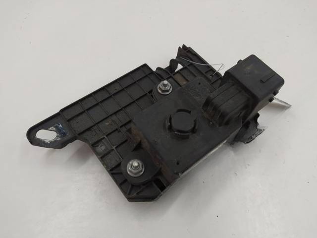 Блок управления Peugeot 308, 2015 г., OEM 9807709080, арт. 10354521