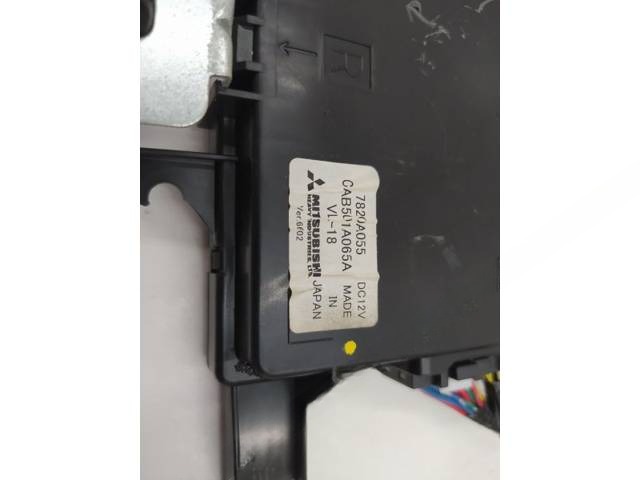 Блок комфорта Peugeot 4007, 2008 г., OEM 7820A055, арт. 10360381, фото 2