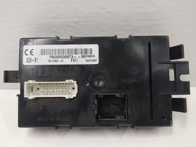 Блок комфорта Renault Trafic, 2007 г., OEM 8200530973, арт. 10402949