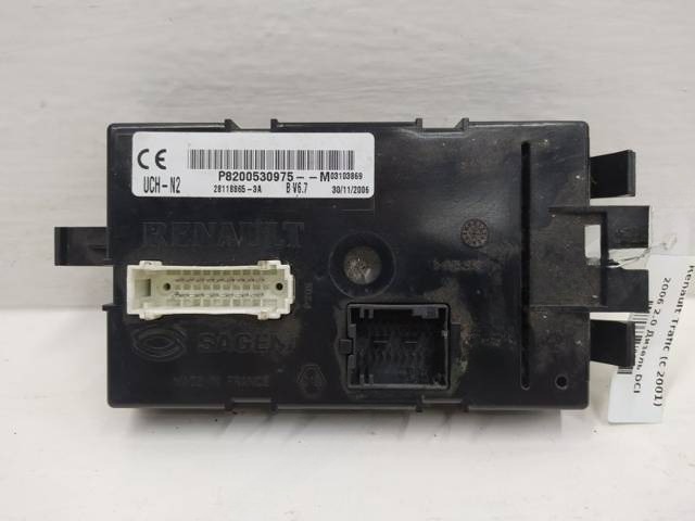 Блок комфорта Renault Trafic, 2006 г., OEM 8200530975M, арт. 10404441