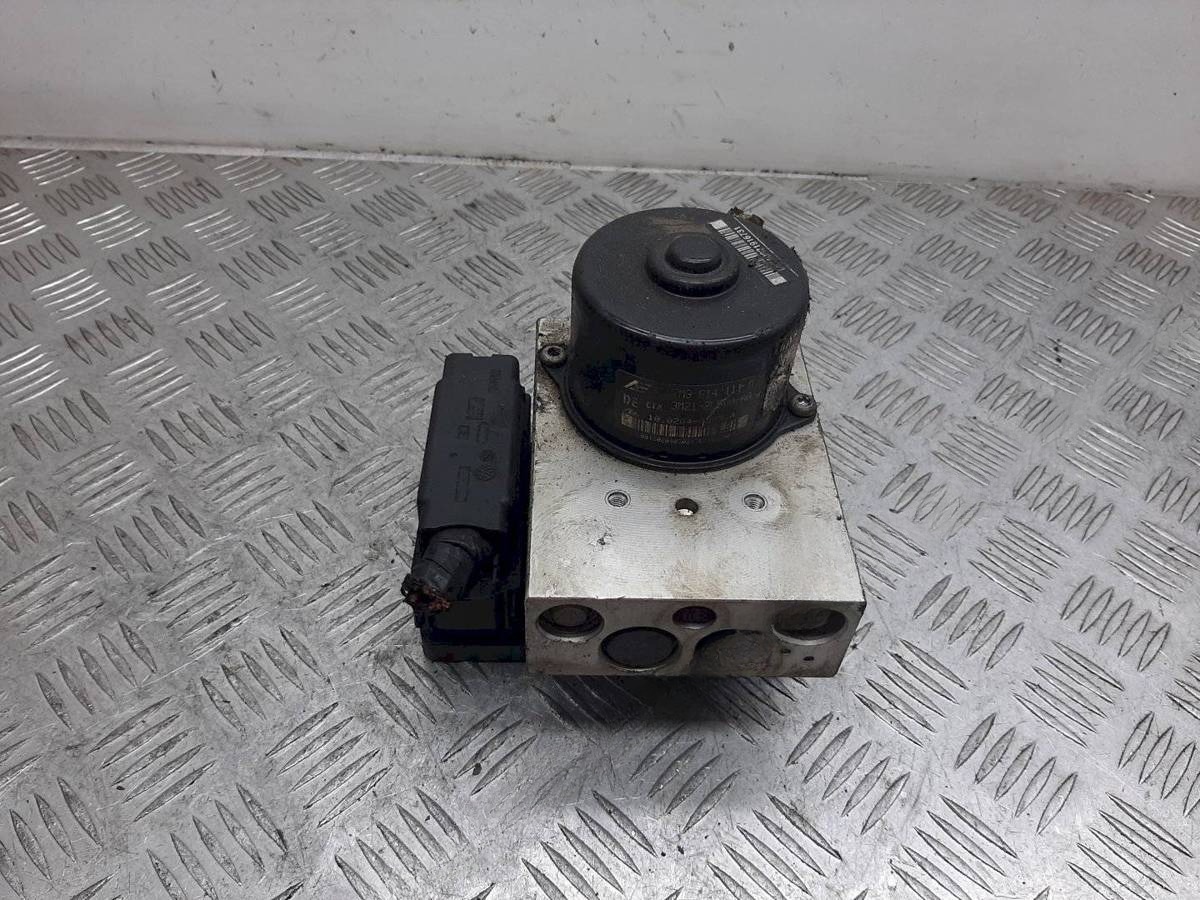 Блок ABS Volkswagen Sharan, 2000 г