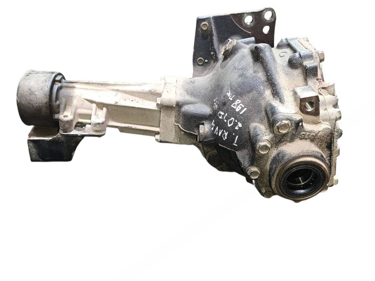 Раздаточная коробка Toyota RAV4, 2004 г., арт. 105671106, фото 2