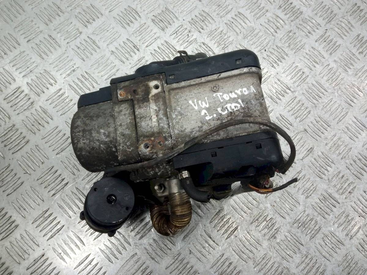 Автономный отопитель Volkswagen Touran, 2004 г., OEM 1K0815065R, арт. 1079902