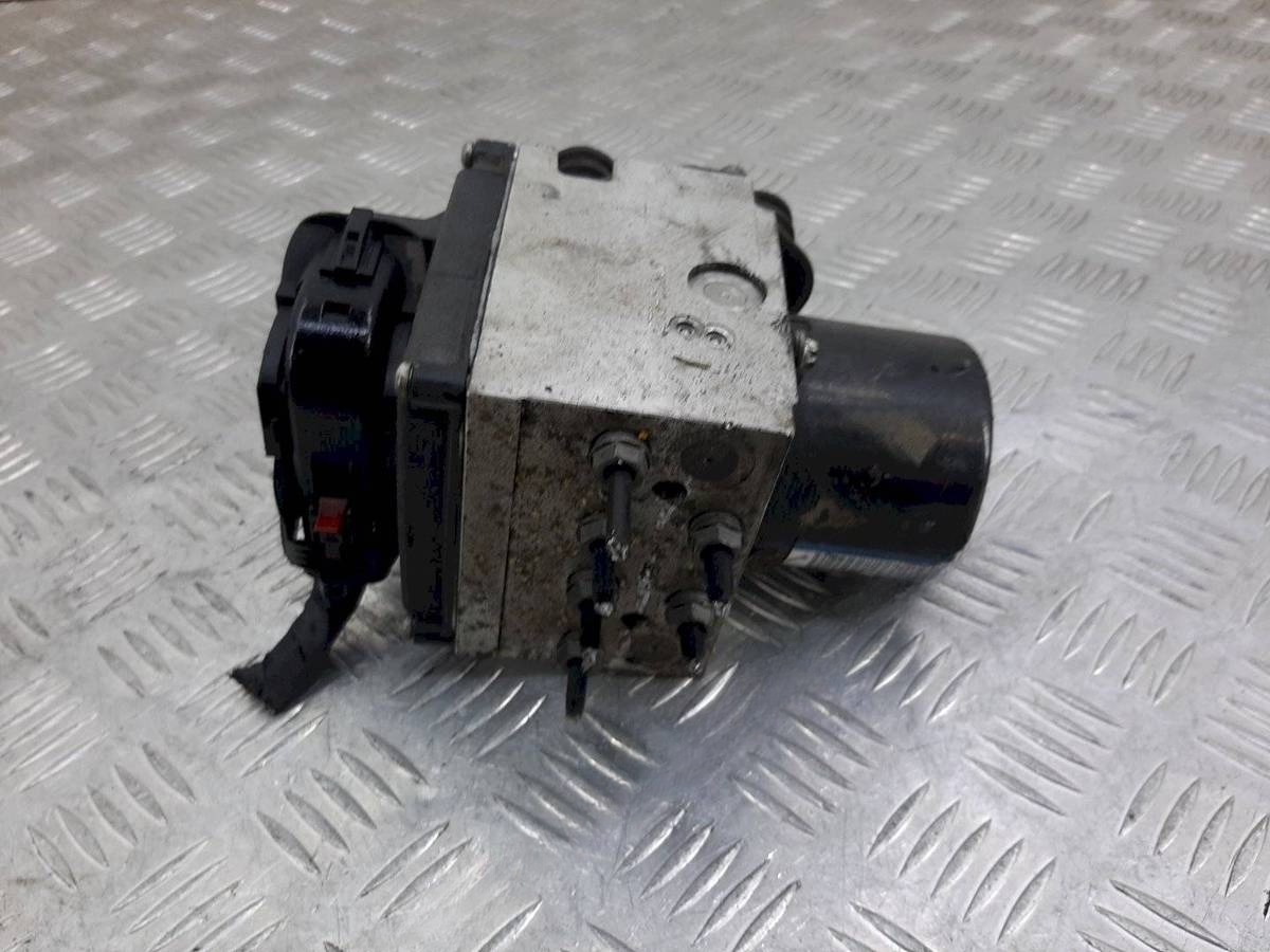 Блок ABS Volkswagen Passat, 2006 г