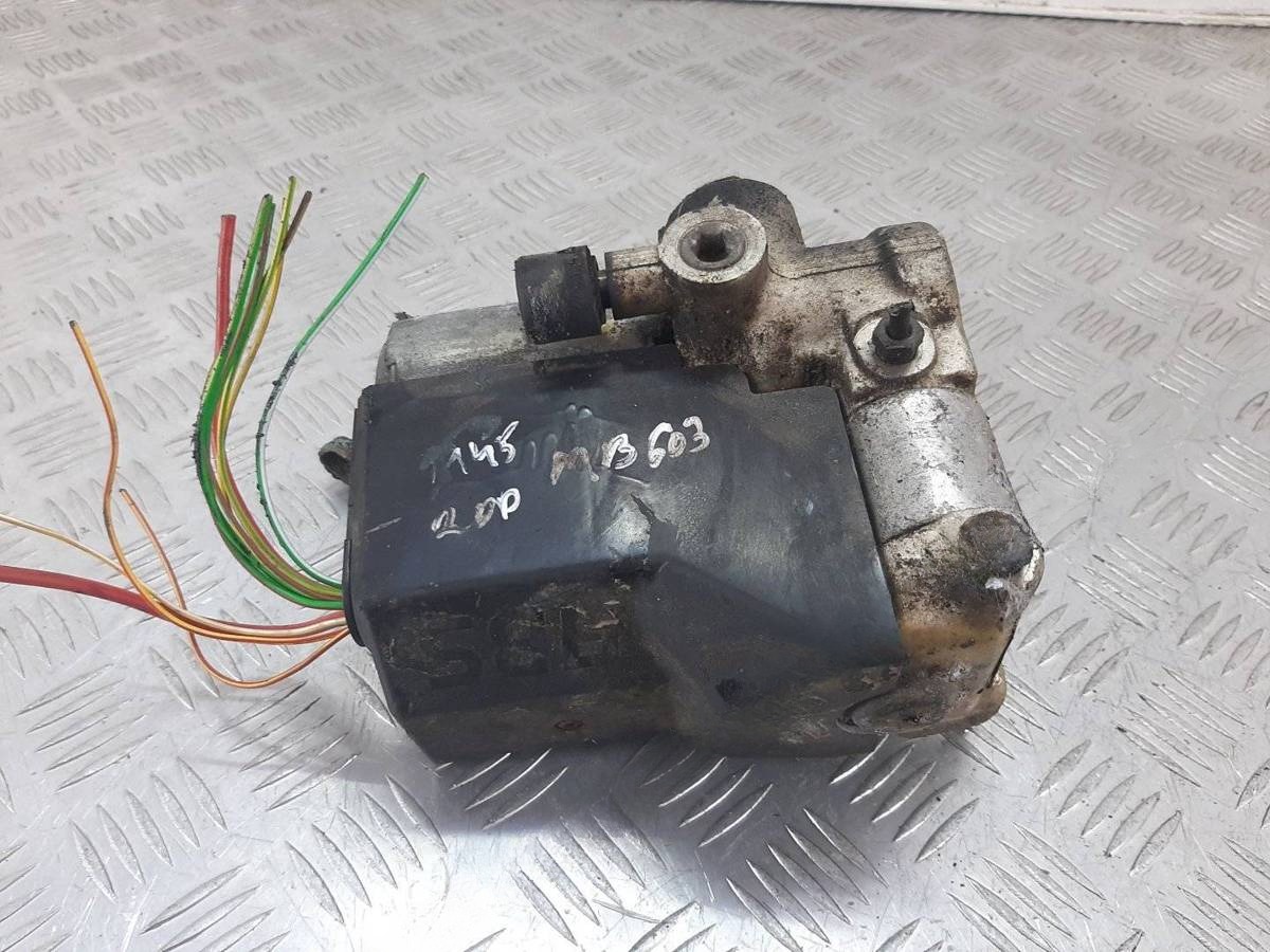 Блок ABS Mercedes E W124, 1990 г