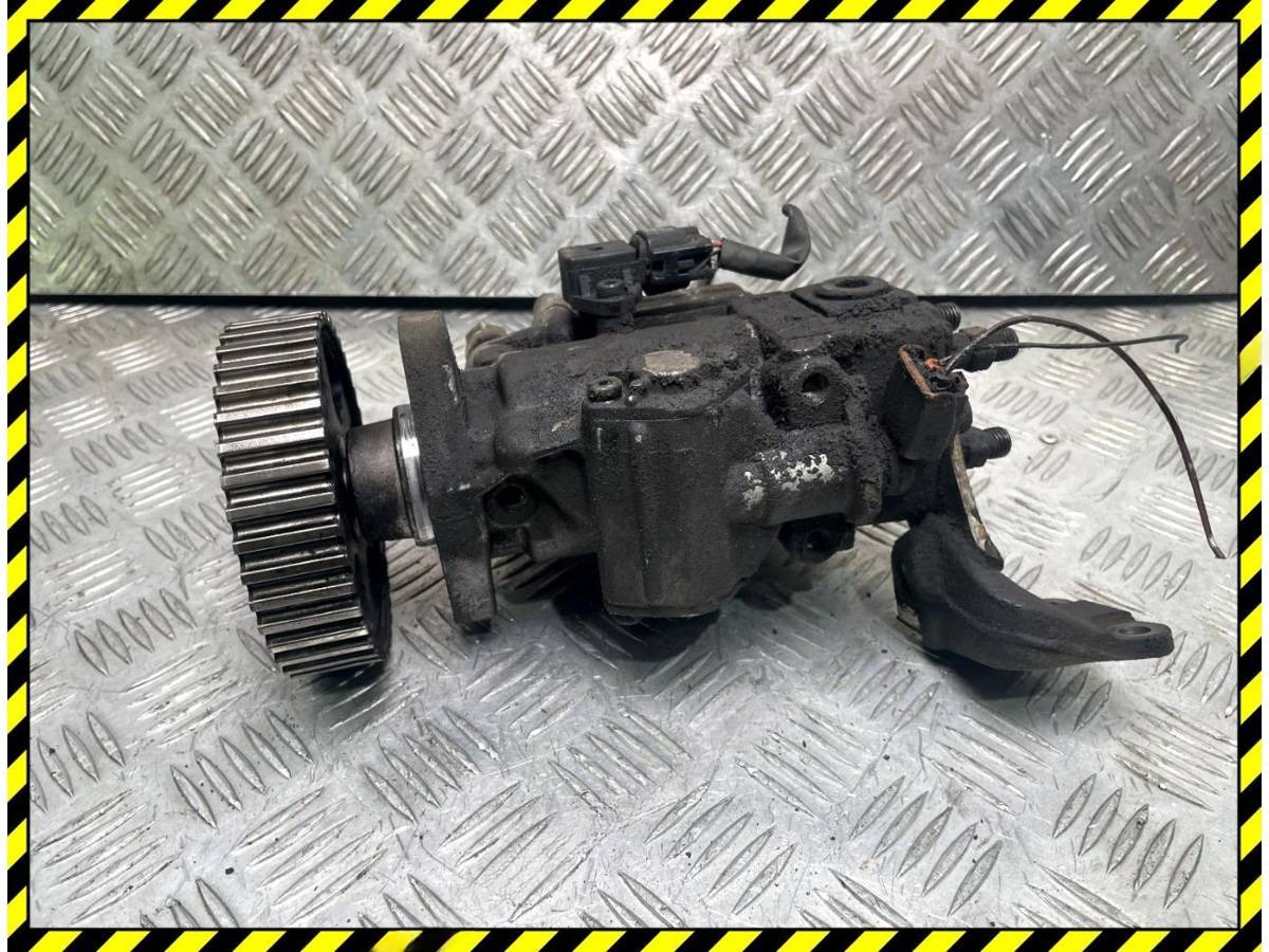 ТНВД Toyota Avensis, 2001 г., OEM 221006E140, арт. 109866663
