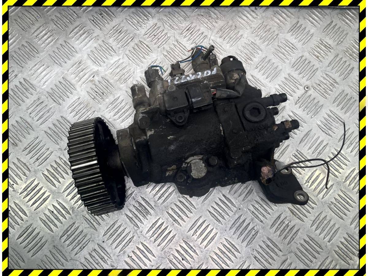 ТНВД Toyota Avensis, 2001 г., OEM 221006E140, арт. 109866663, фото 2