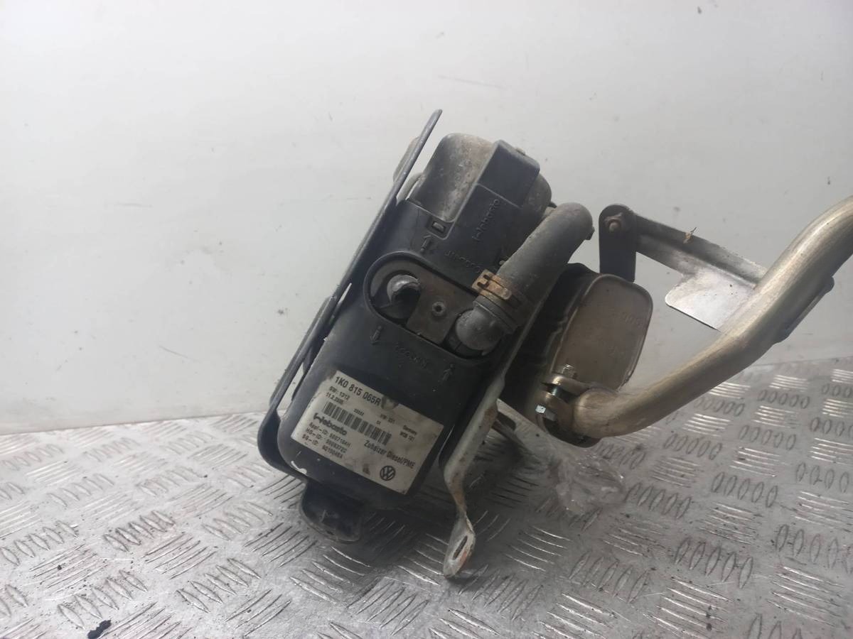 Автономный отопитель Volkswagen Touran, 2004 г., OEM 1K0815065R, арт. 1118861