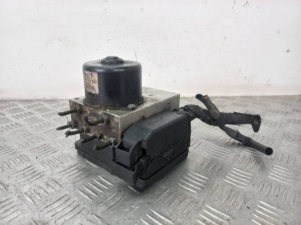 Блок ABS Mercedes C W203, 2002 г