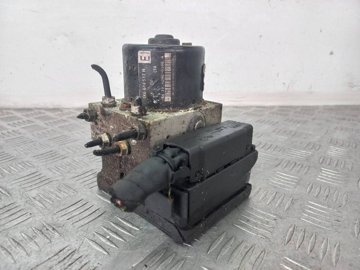 Блок ABS Volkswagen Golf, 2003 г