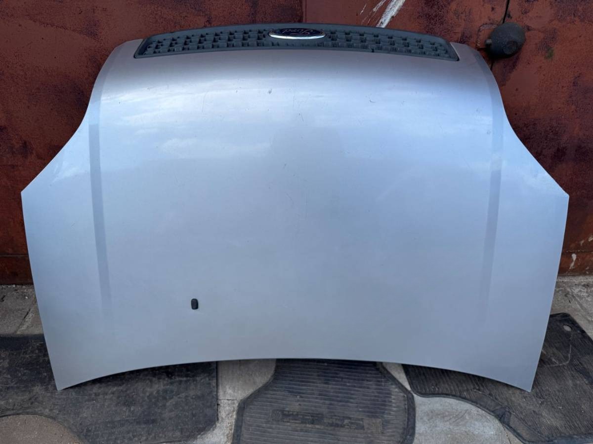 Капот Ford Fusion, 2004 г