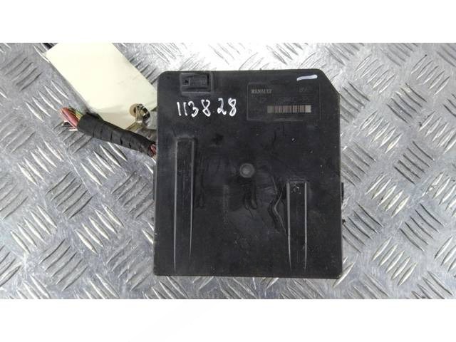 Блок комфорта Renault Megane, 2005 г., OEM 8200481866, арт. 113828