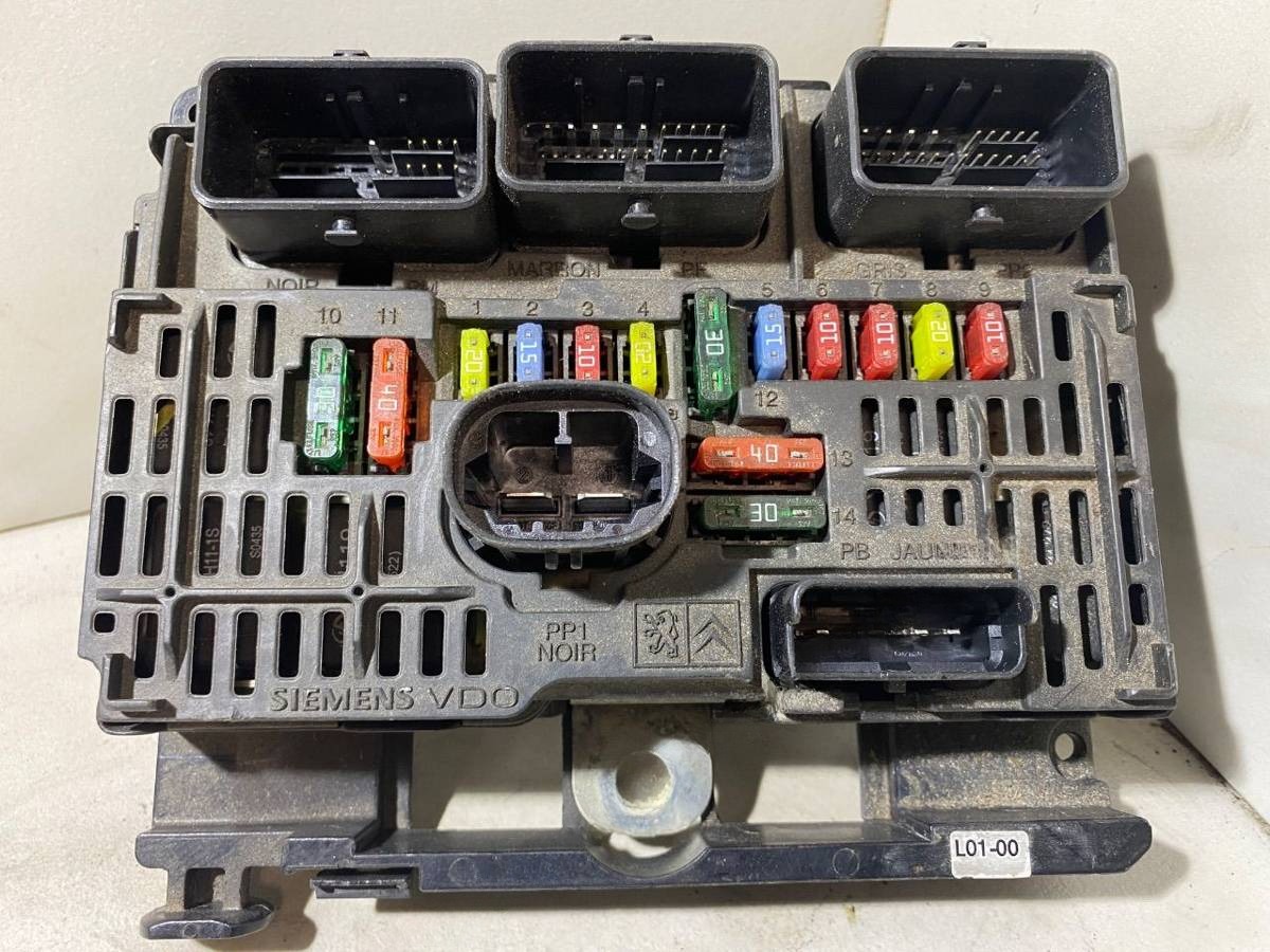 Блок комфорта Peugeot 407, 2005 г., OEM BSML0100, арт. 113901082