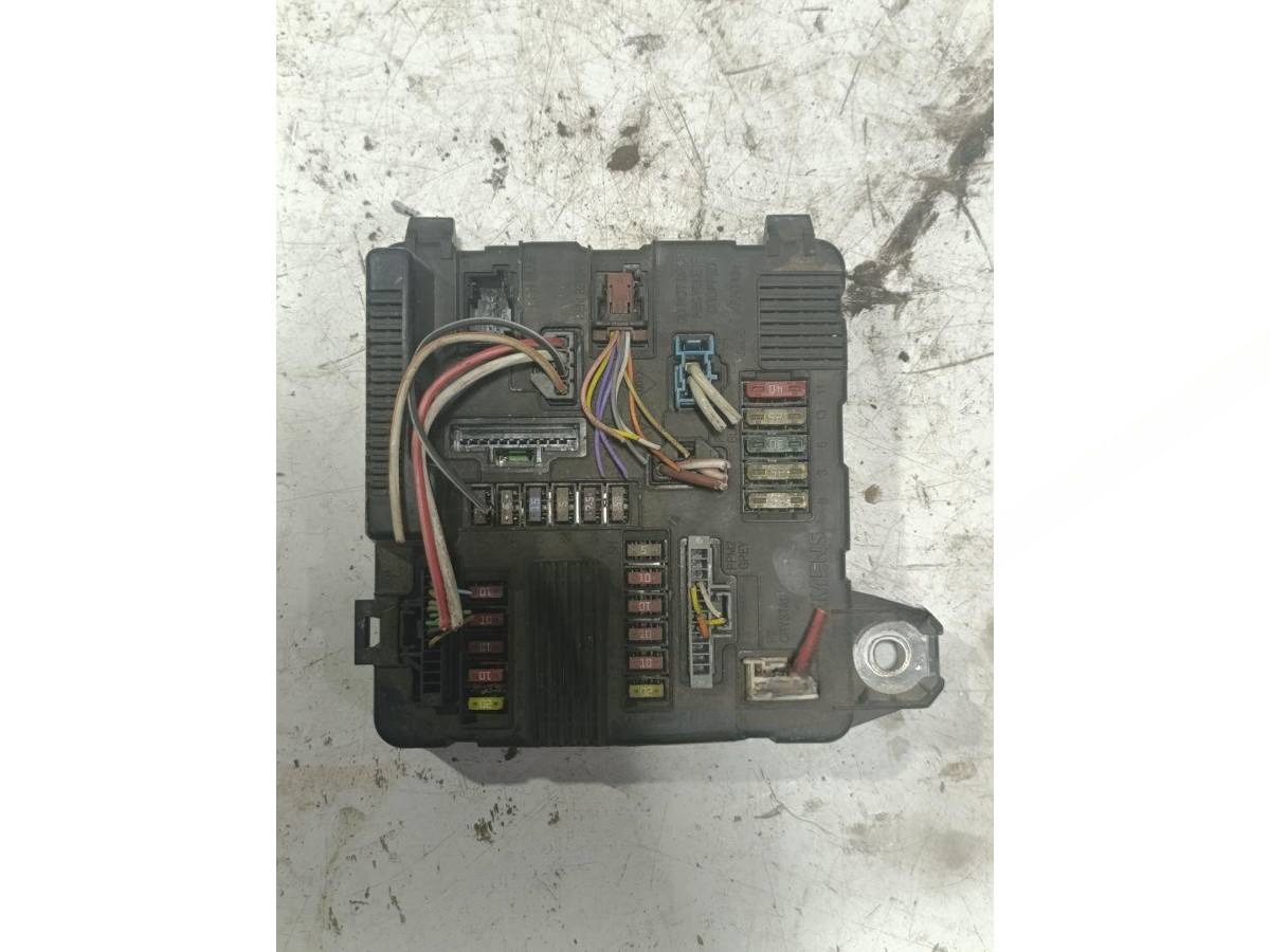 Блок управления Renault Megane, 2004 г., OEM 8200306033A, арт. 121515