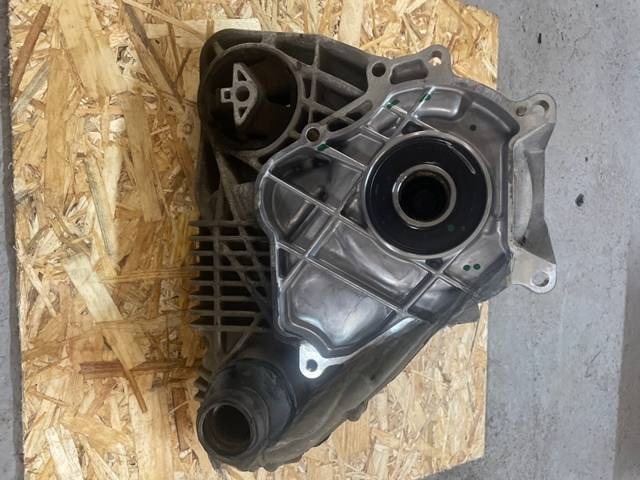 Раздаточная коробка BMW X5 F15, 2015 г., OEM 8643151, арт. 123