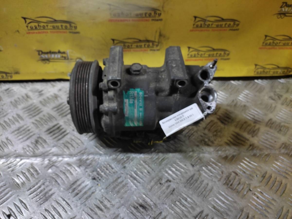 Компрессор кондиционера Volvo V40, 2002 г