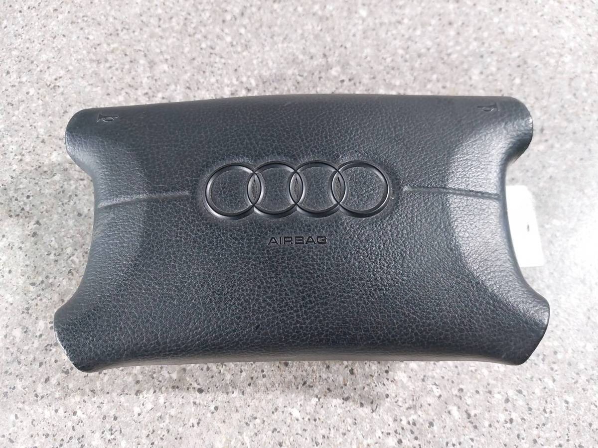 Подушка безопасности водителя Audi A6, 1996 г