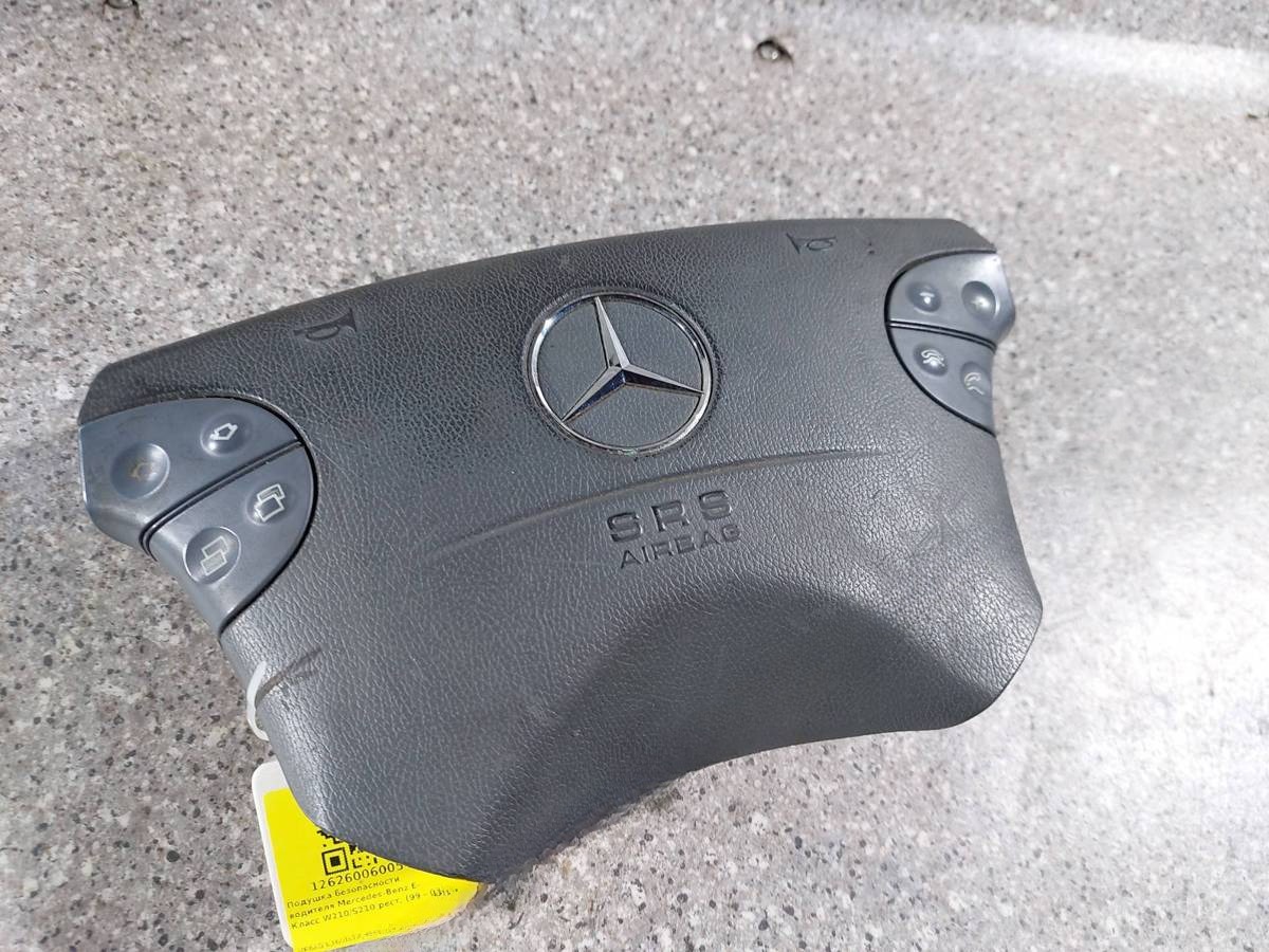 Подушка SRS водителя Mercedes E W210, 2001 г