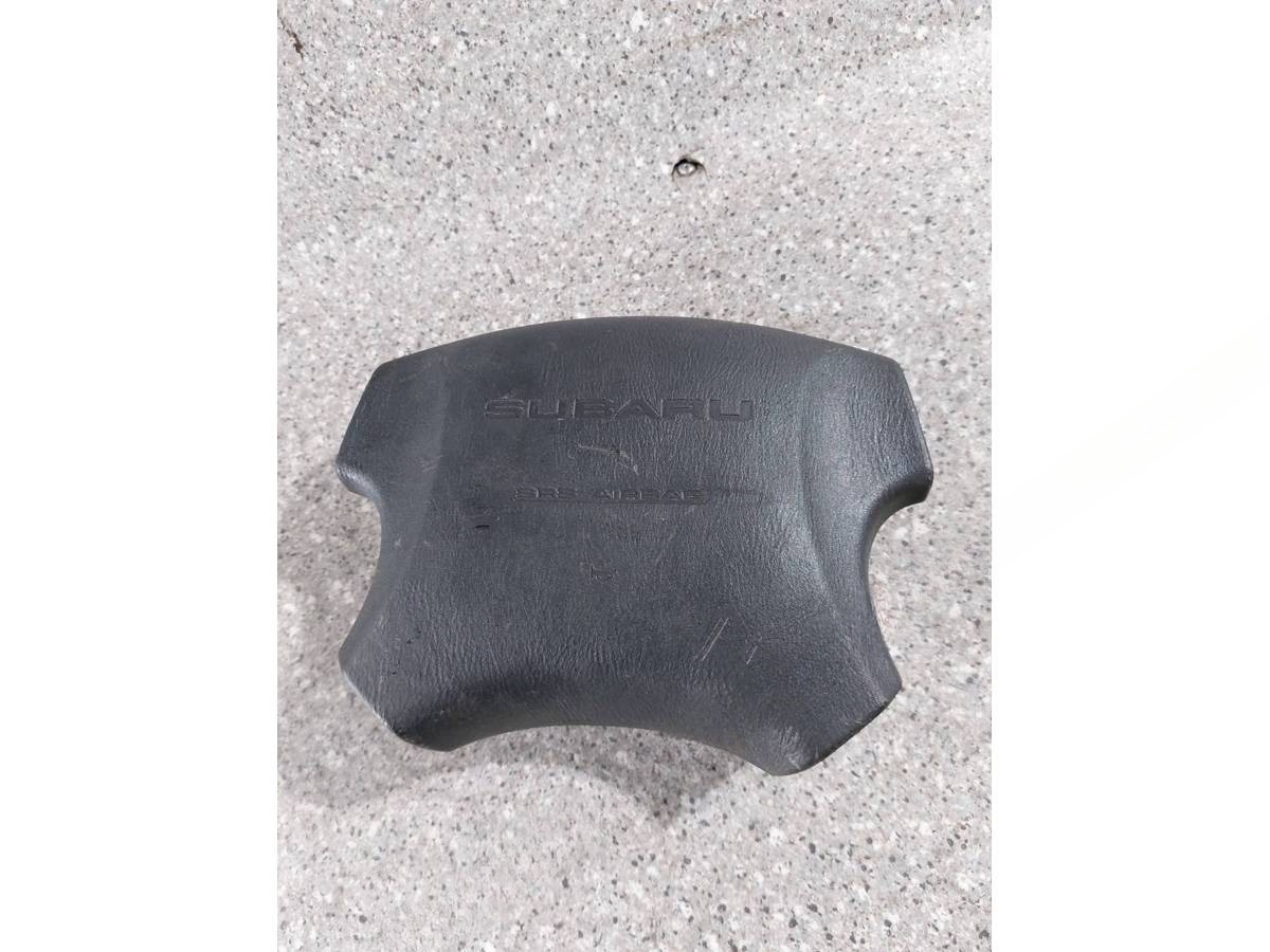 Подушка безопасности водителя Subaru Fo, 2001 г
