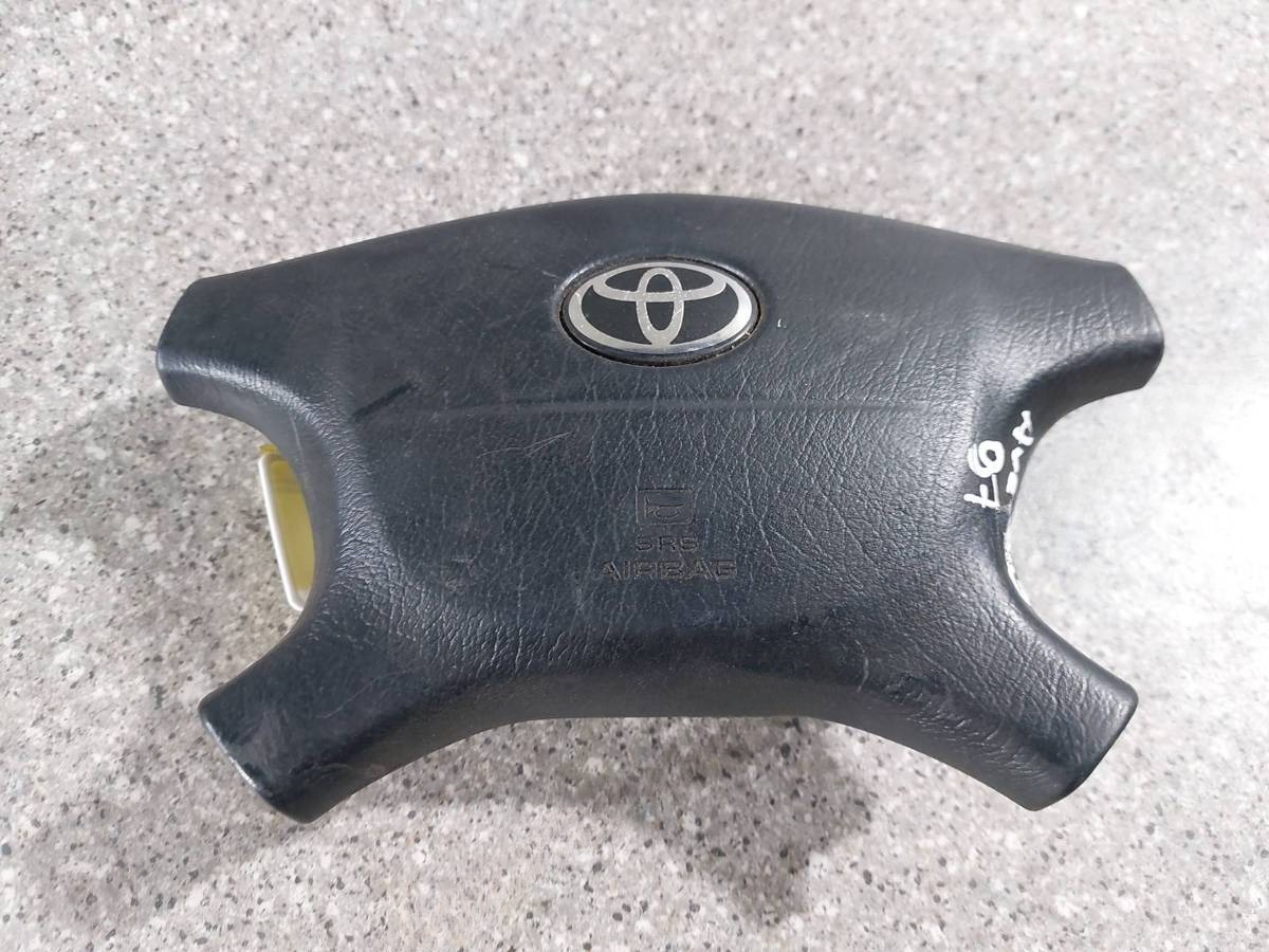 Подушка SRS водителя Toyota Avensis, 1999 г