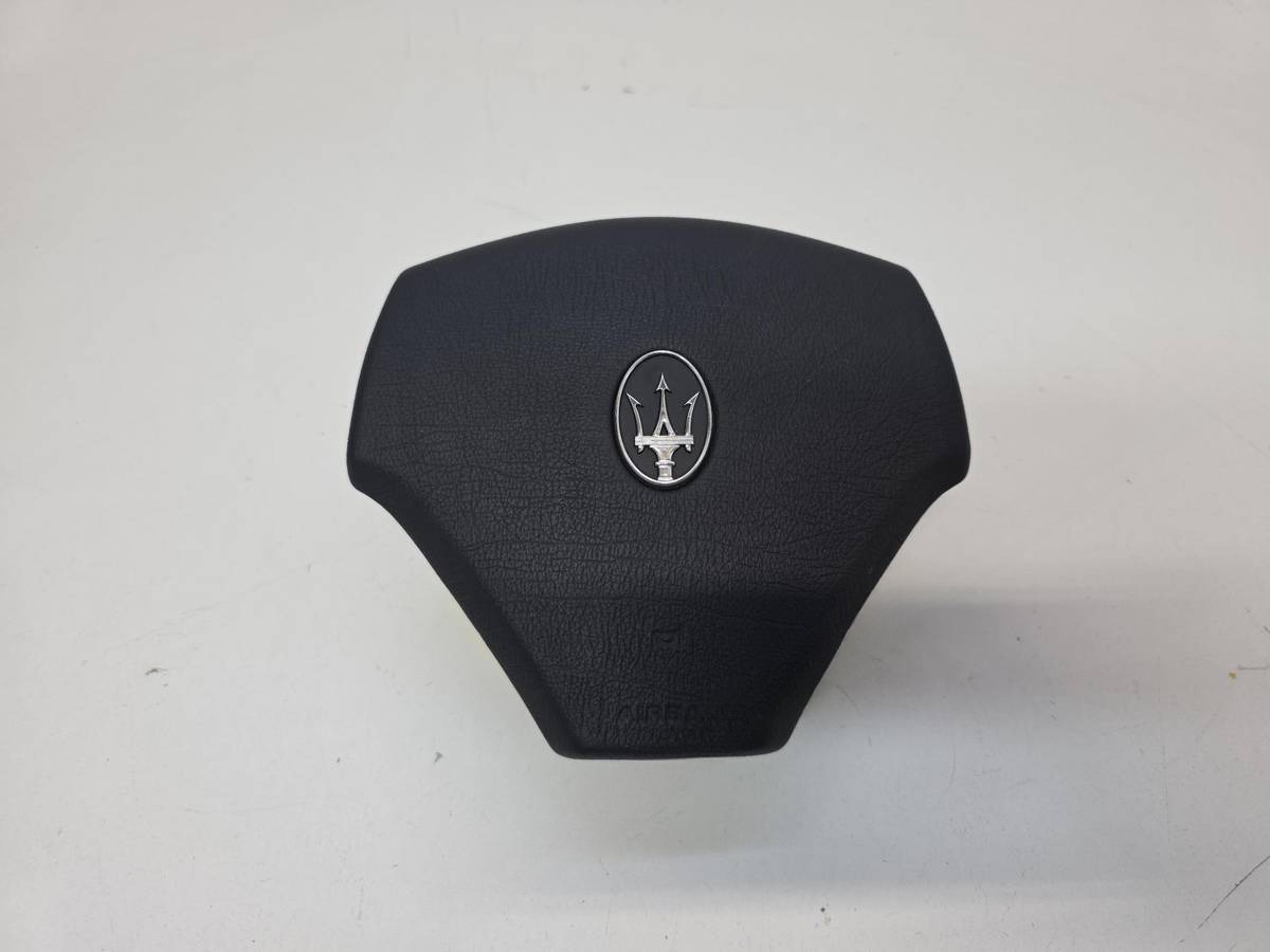 Подушка SRS водителя Maserati GranTurismo, 2010 г