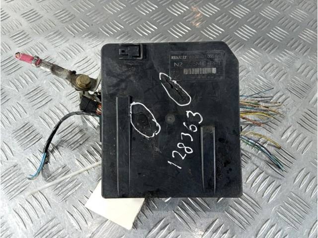 Блок комфорта Renault Scenic, 2004 г., OEM 8200481866F, арт. 128363