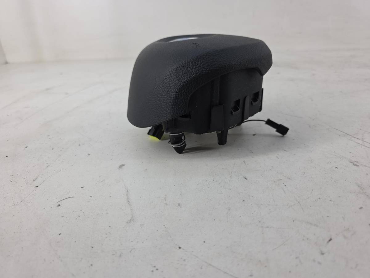 Подушка безопасности водителя BMW F45/F46, 2020 г