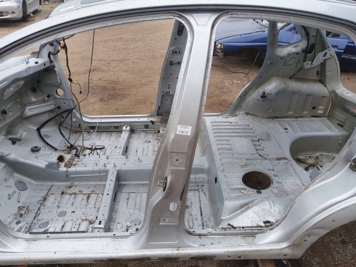 Стойка кузовная центральная левая к Citroen C3 1 поколение (2002-2010), 2006 г.