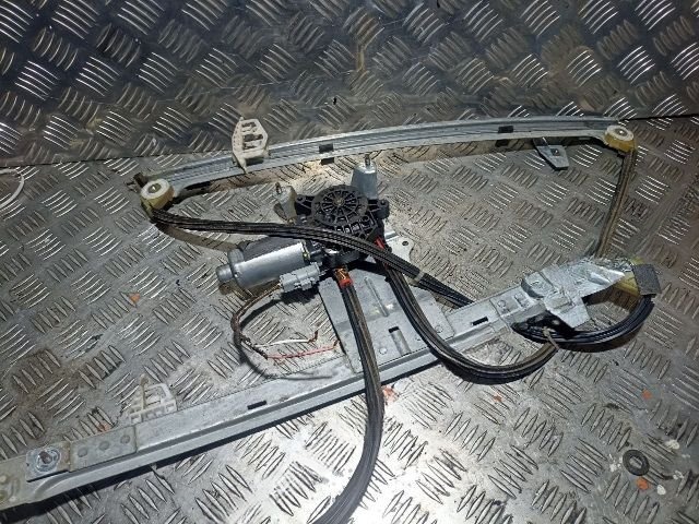 Стеклоподъемник электрический передний правый к Citroen Xsara Picasso, 2001 г.