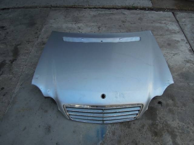 Капот Mazda 626 W203, 2006 г