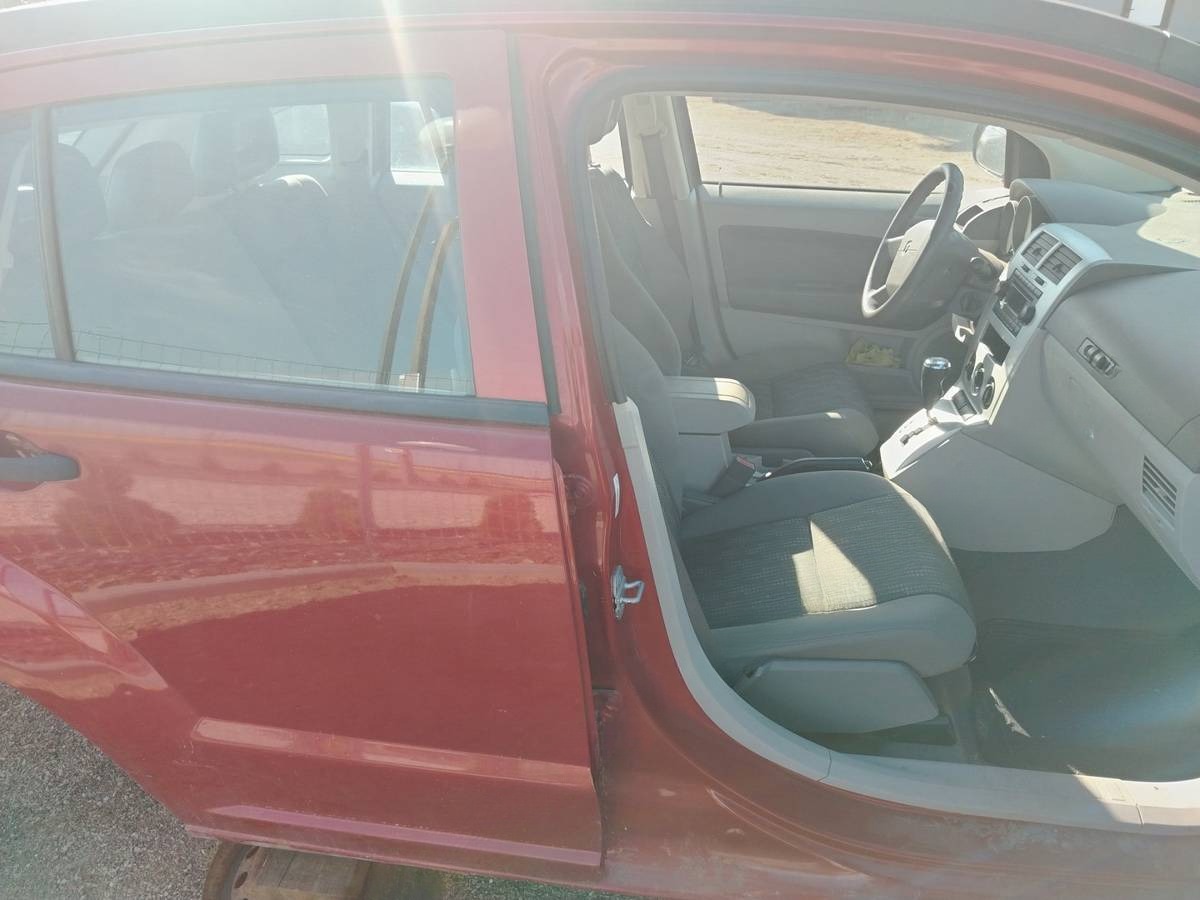 Стойка кузовная центральная правая к Dodge Caliber 1 поколение (2006-2009), 2007 г.